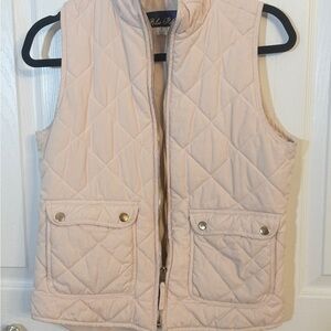 Blue Rain Soft Pink Quilted Small Vest. Super cute. Functional Pockets AB